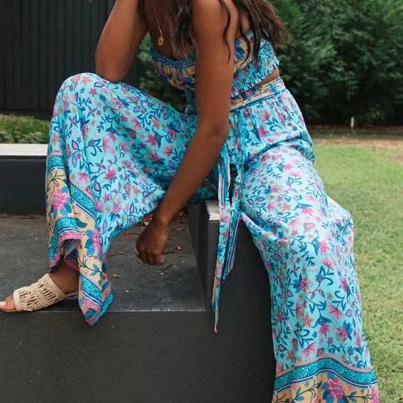 Boho Chic Print Pants Set - Picture 6 of 7